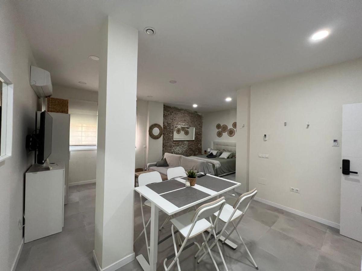 Estudio Trinidad Centro Malaga 2 Dış mekan fotoğraf