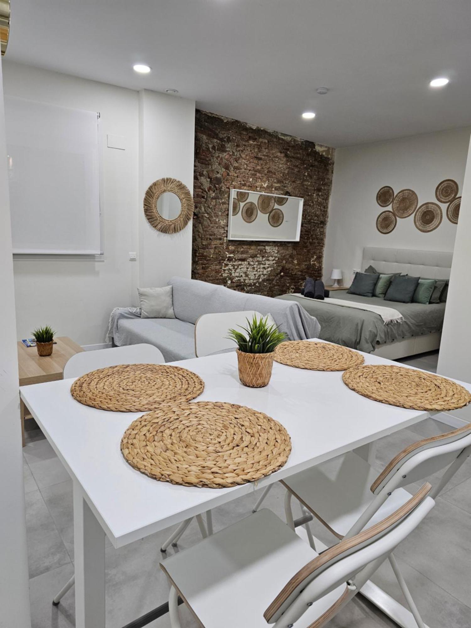 Estudio Trinidad Centro Malaga 2 Dış mekan fotoğraf